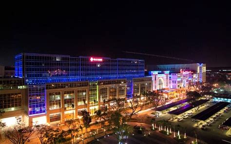 RESORT WORLD MANILA Infos and Offers .